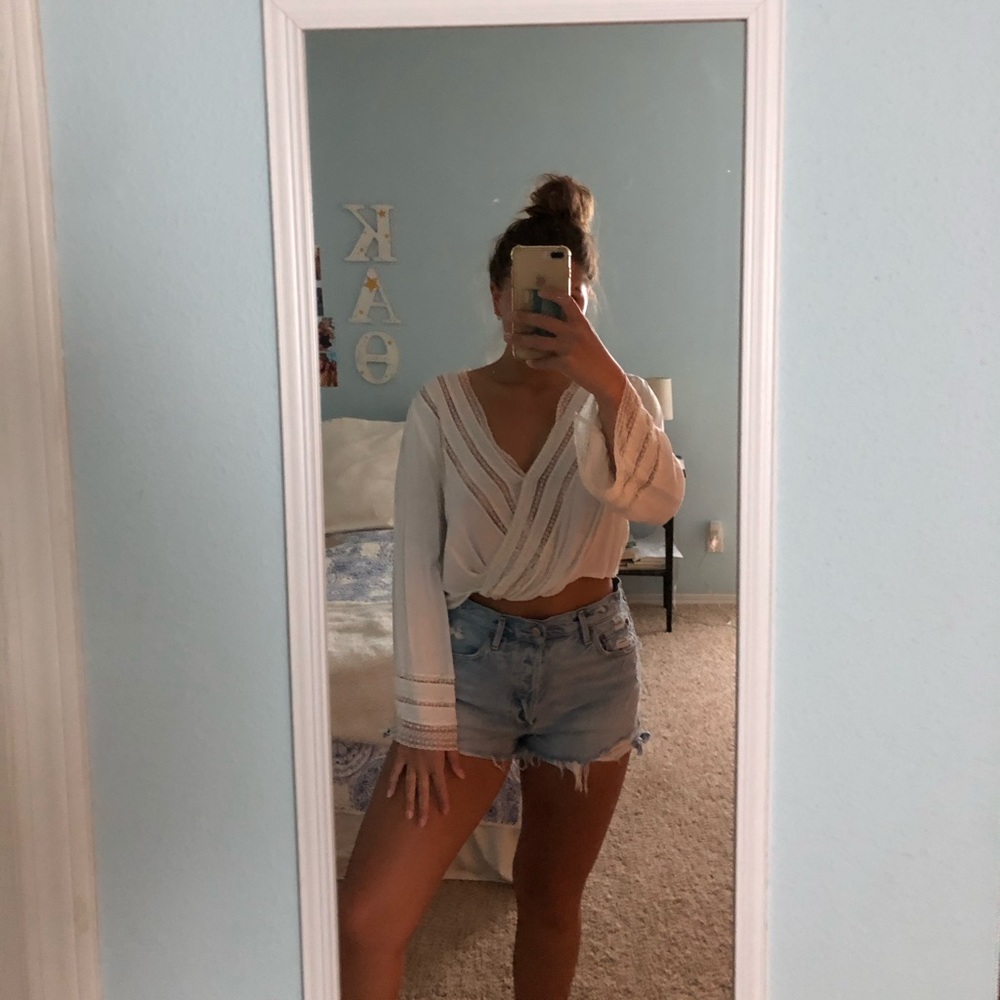 Cropped Forever 21 long sleeve blouse